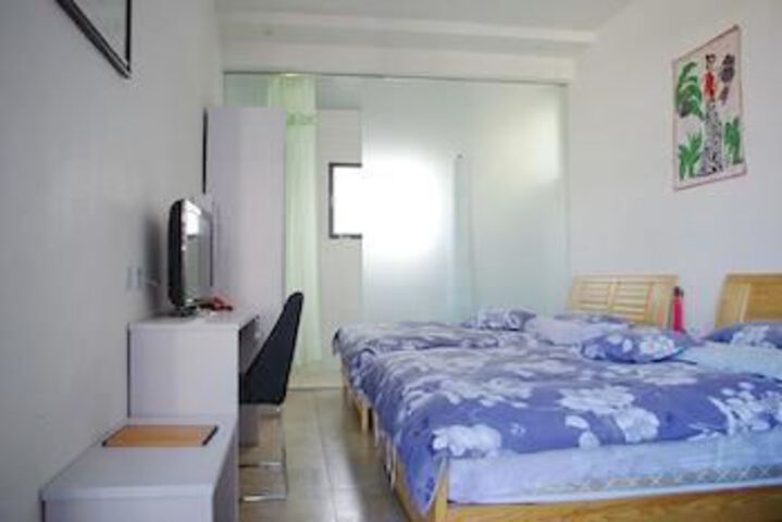 Room 56 of 76