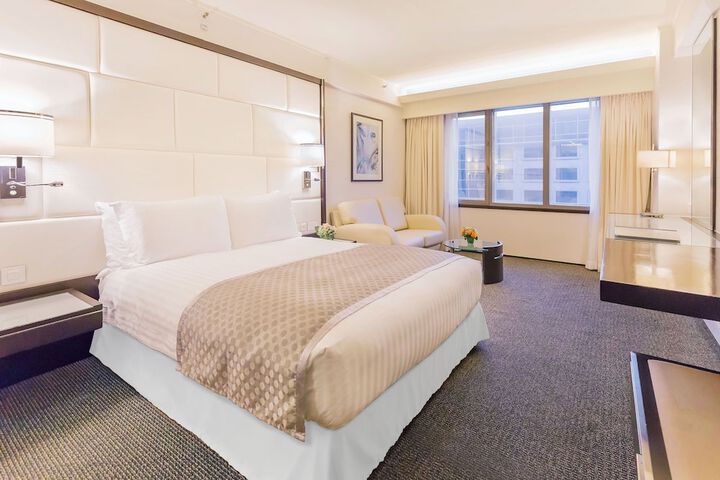 Room 17 of 112