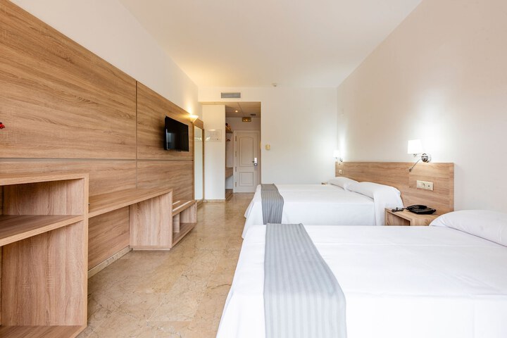 Room 6 of 29