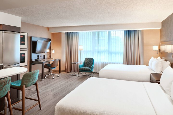 Room 4 of 30