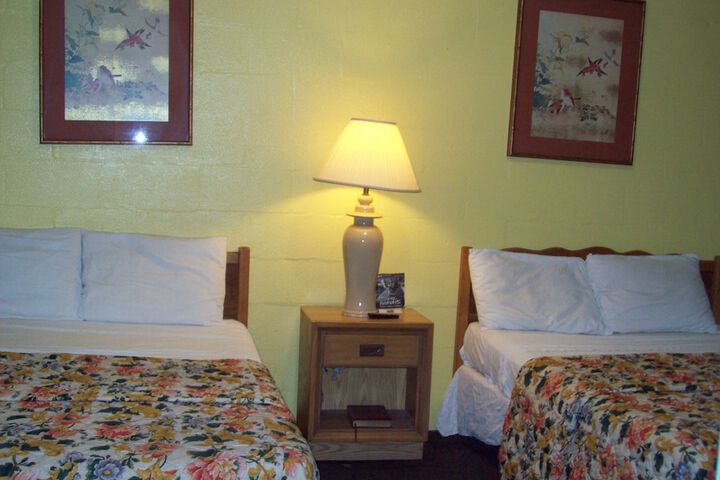 Room 18 of 40