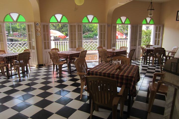 Hotel Interior 3 of 37