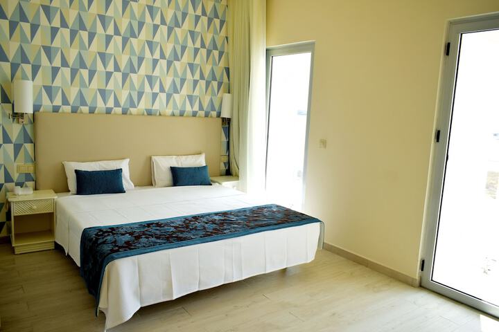 Room 7 of 47