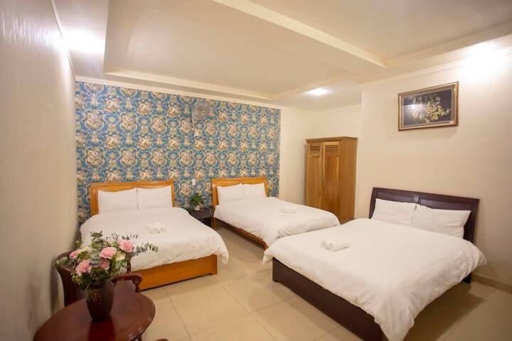 Room 15 of 15