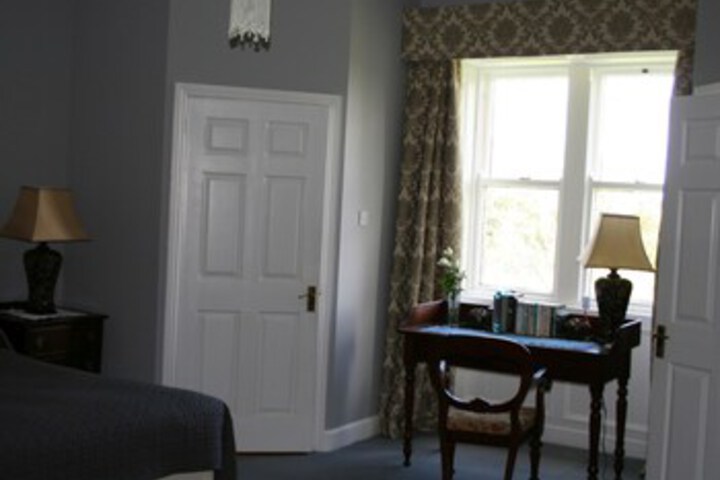 Room 104 of 154