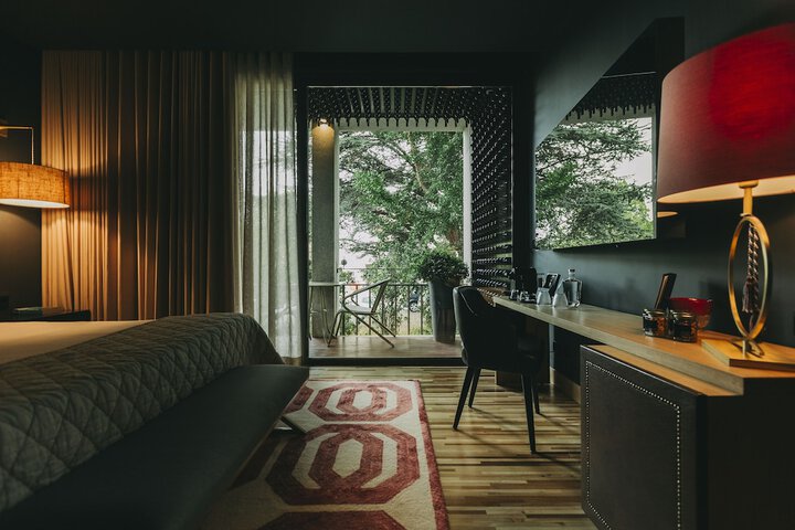 Room 20 of 204