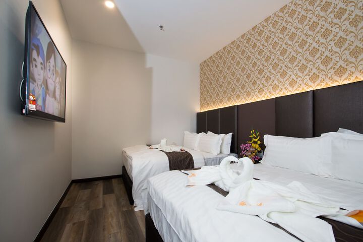 Room 5 of 52