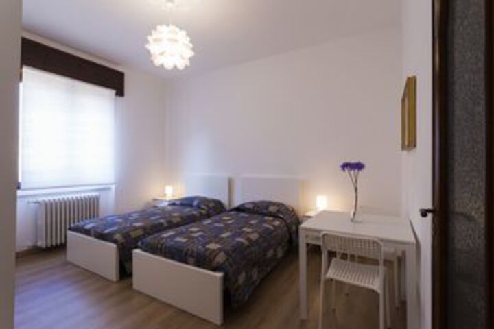 Room 16 of 24