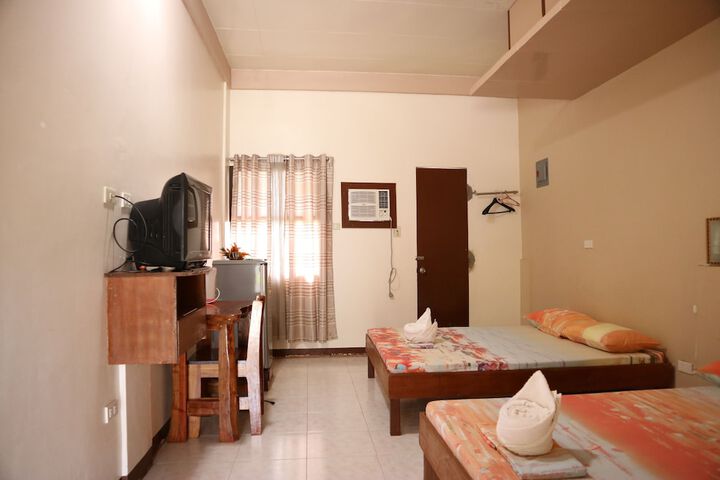 Room 34 of 91