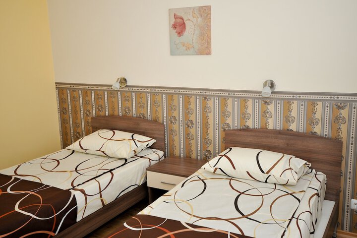 Room 7 of 29