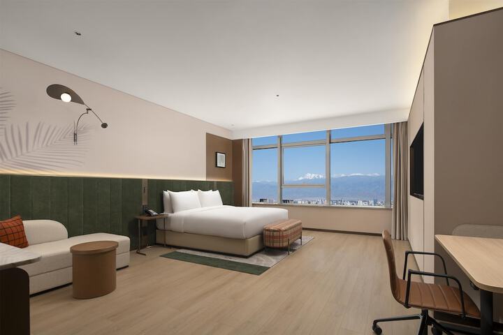 Room 20 of 49