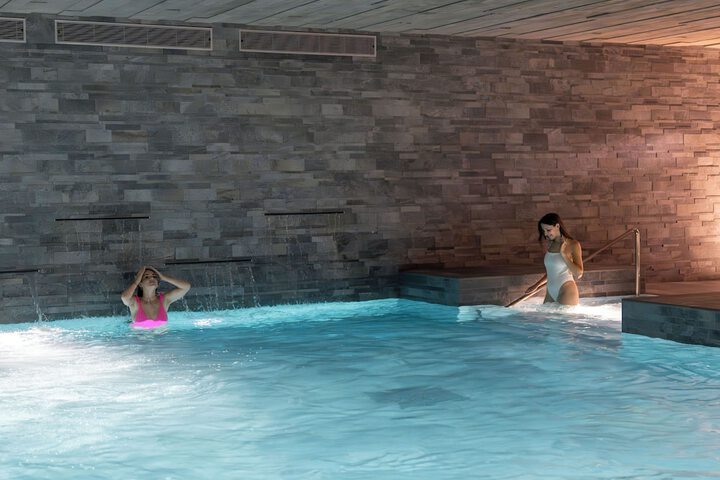 Spa 34 of 61
