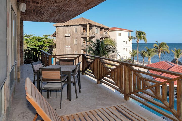 Terrace/Patio 923 of 927