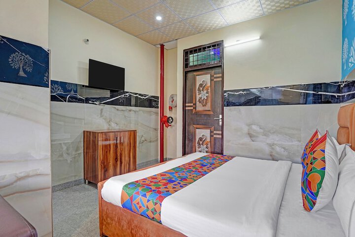 Room 18 of 21