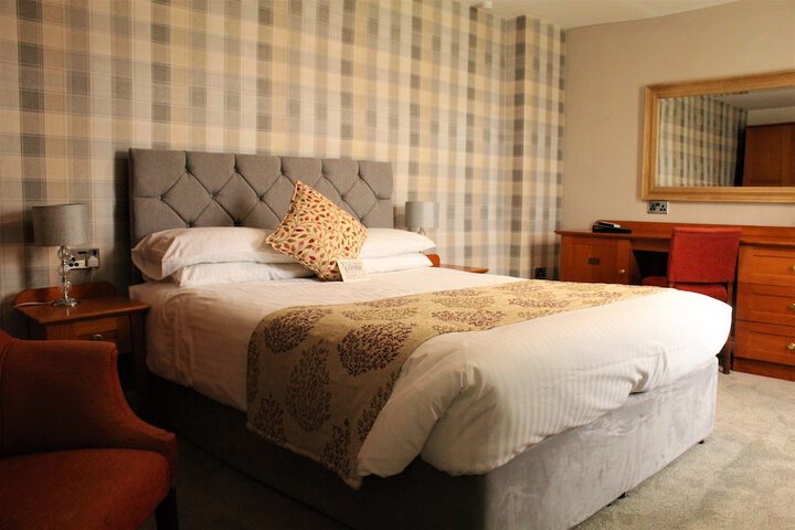 Room 12 of 38