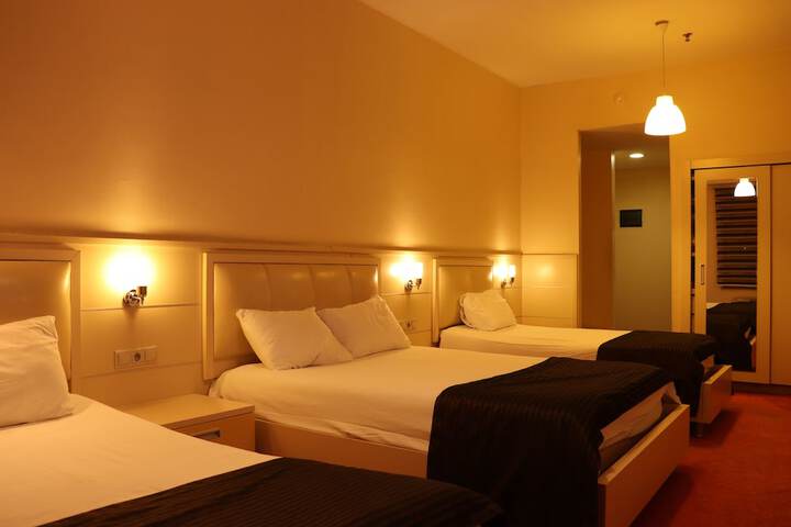 Room 8 of 24