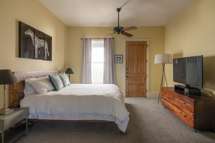 Room 60 of 278