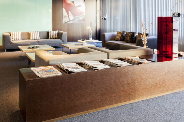 Guest Lobby
