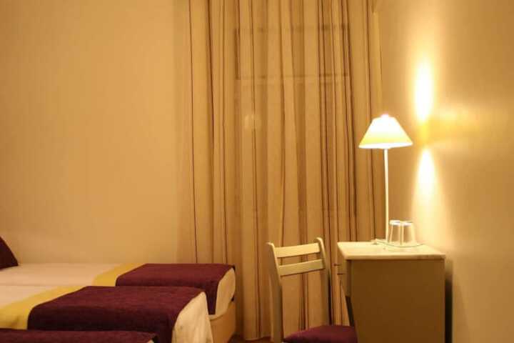 Room 5 of 21
