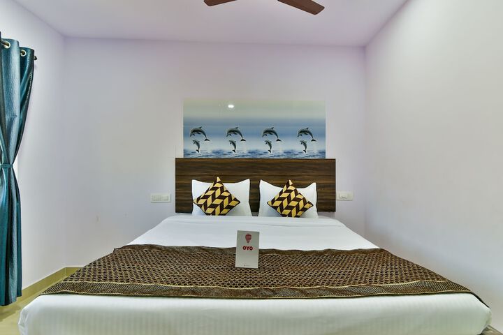 Room 11 of 23