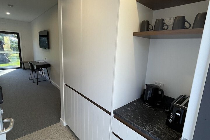 Room 16 of 36