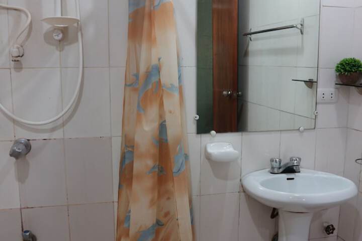 Room 20 of 27