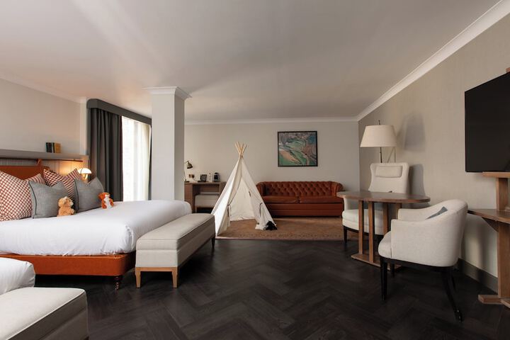 Room 43 of 116