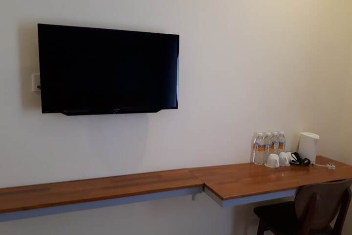 Room 27 of 41
