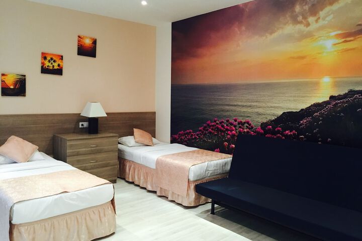 Room 12 of 60