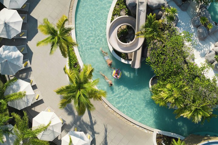Pool 211 of 226