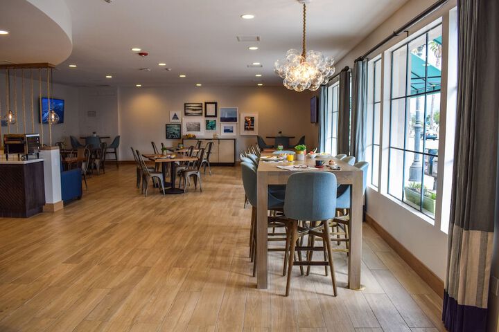 Breakfast area
