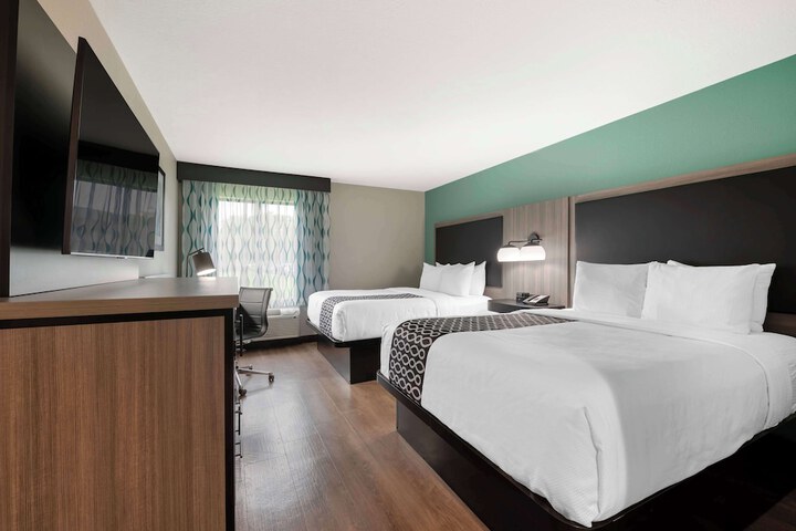 Room 10 of 45