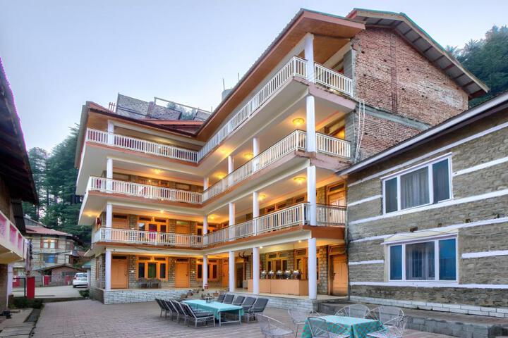 Hotel Thakur Manali
