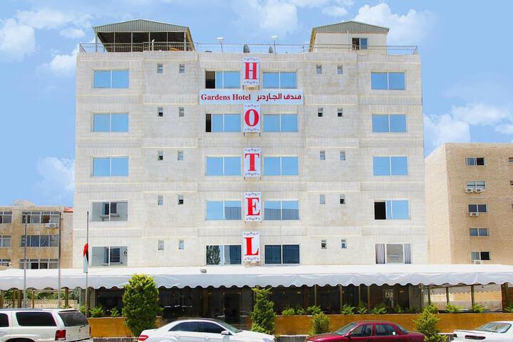 Hotel 33 of 36