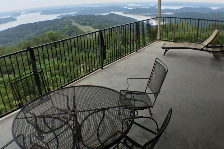 Terrace/Patio 10 of 19