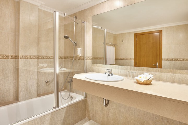Clean Restrooms