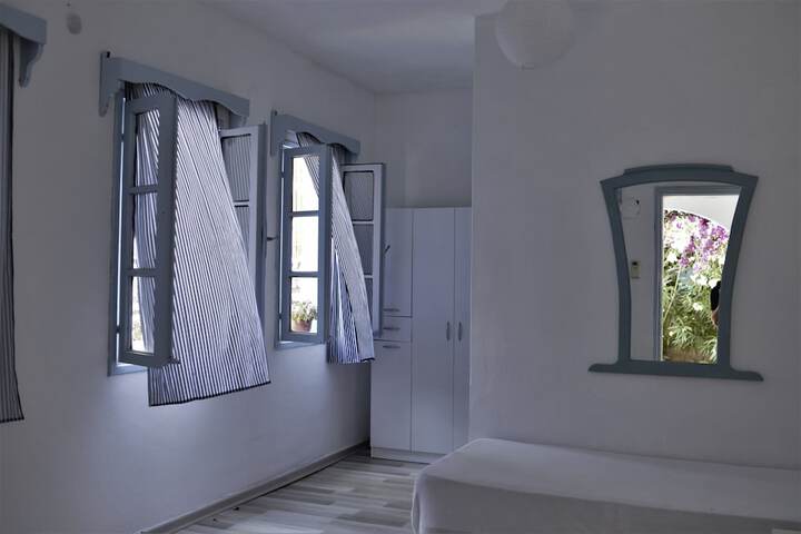 Room 8 of 26