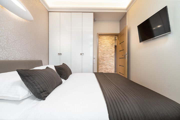 Room 60 of 272