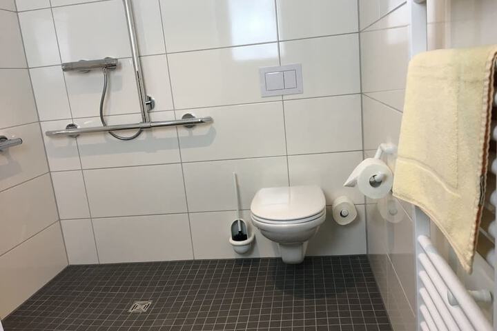 Room 19 of 29