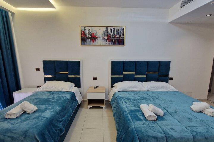 Room 29 of 65