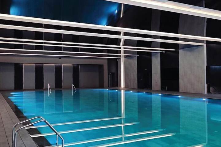 Pool 13 of 42