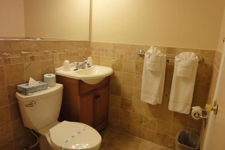 2 Double Beds (4 of 4)