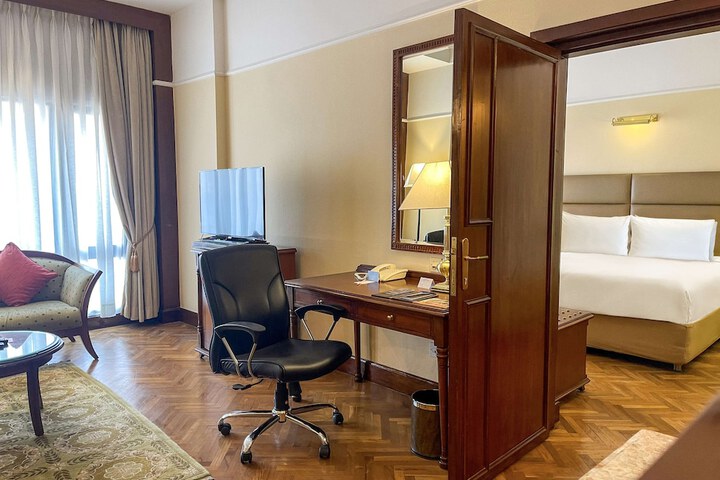 Room 31 of 133