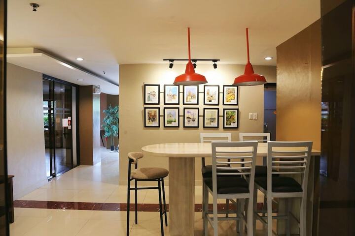 Hotel Interior 4 of 39
