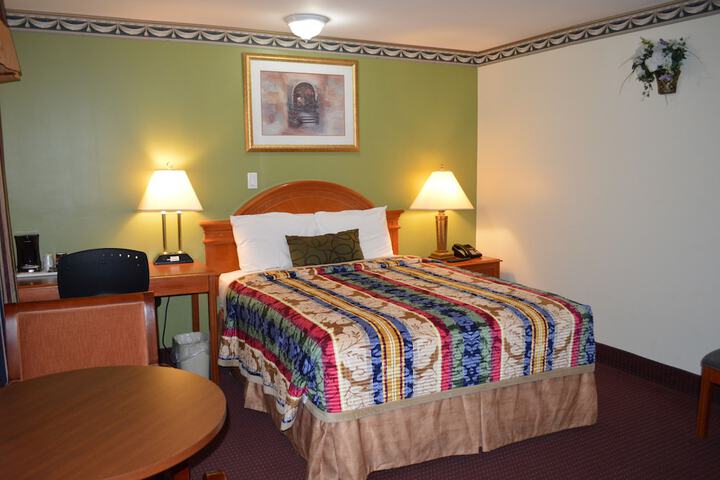 Room 11 of 20