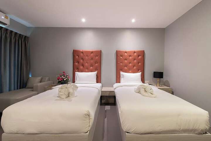 Room 16 of 31