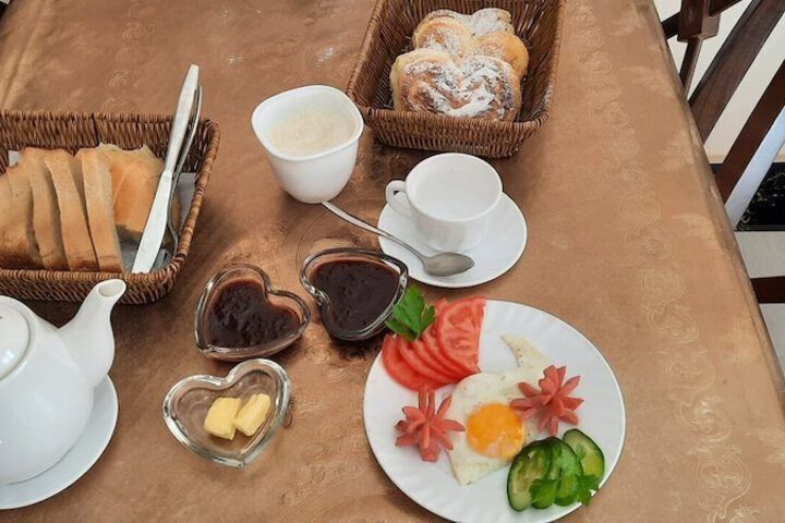 Breakfast/Coffee Service 19 of 22