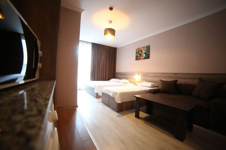Room 5 of 48