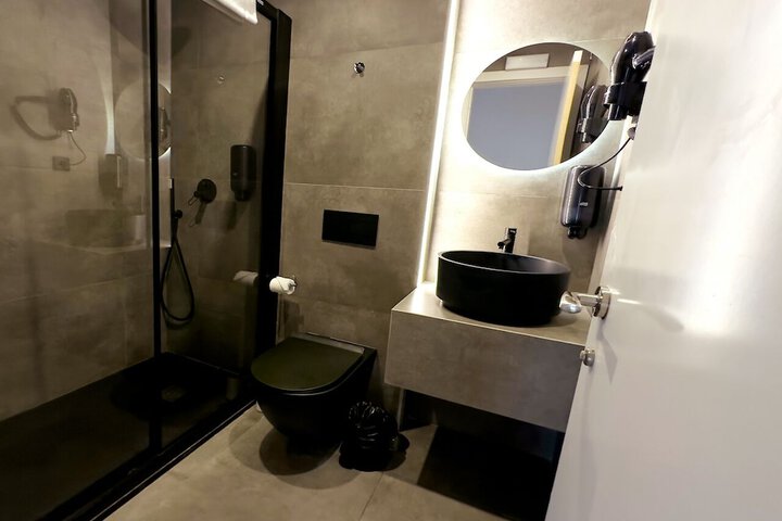 Room 19 of 20
