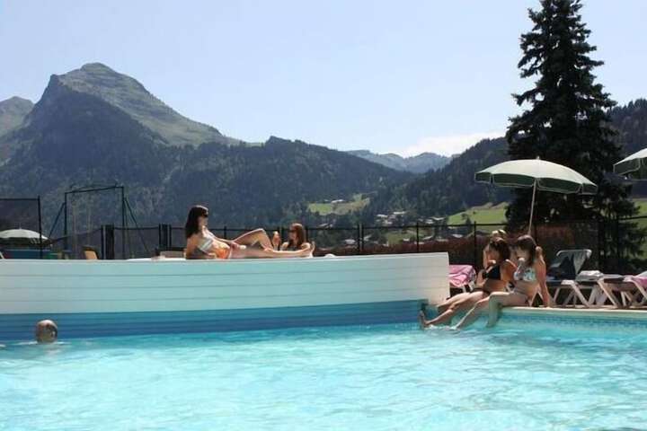Hotel with Pool